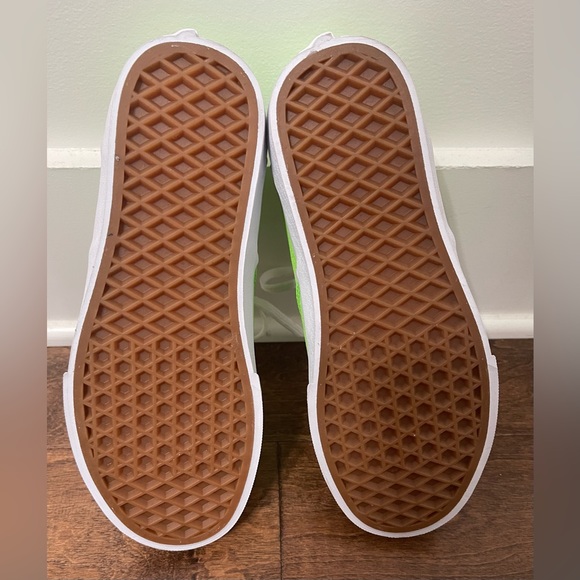 NWOB Vans Neon Lime Green Sneakers Size 6 - Picture 9 of 9